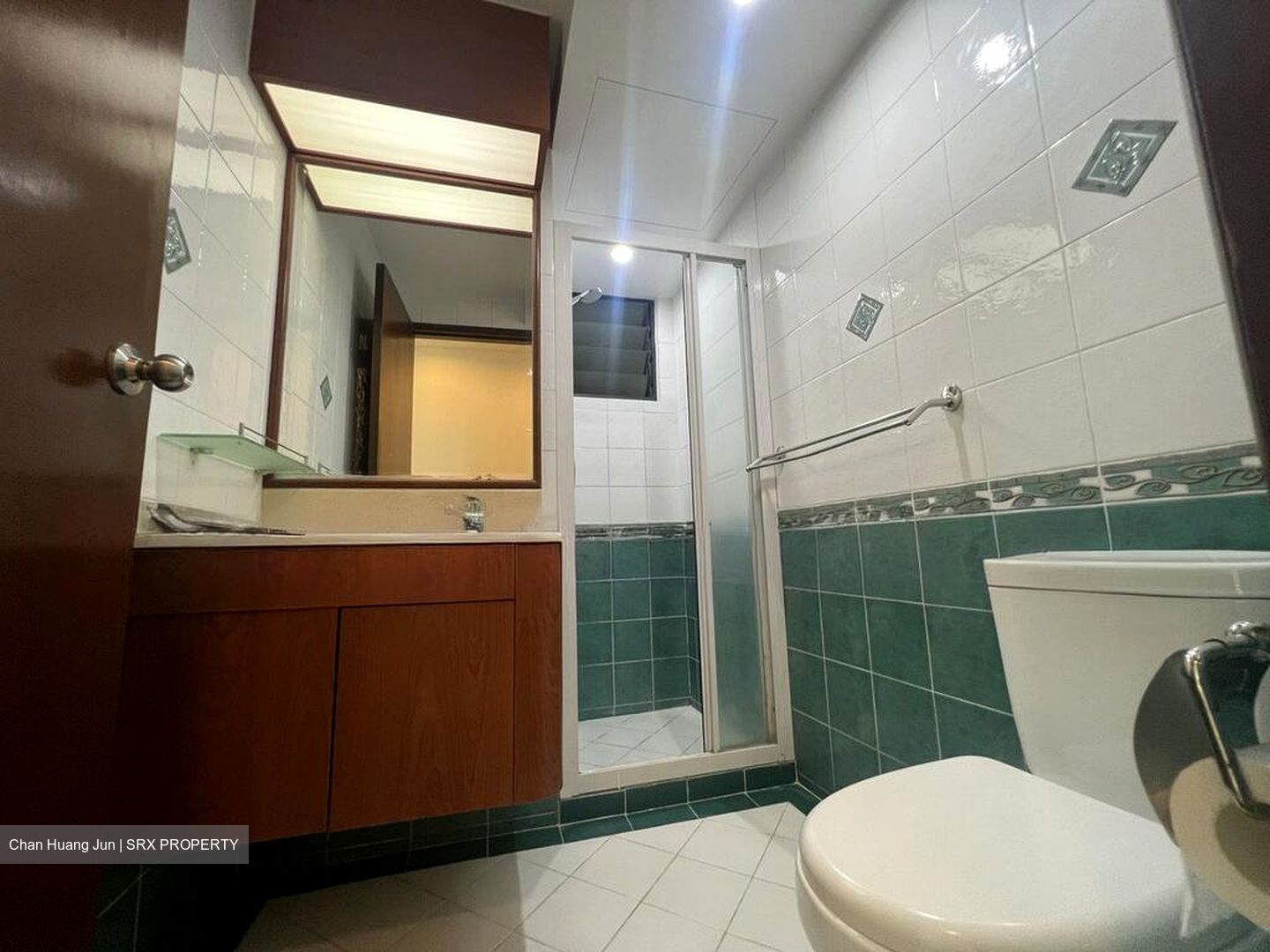Hilltop Grove (D23), Condominium #566191481